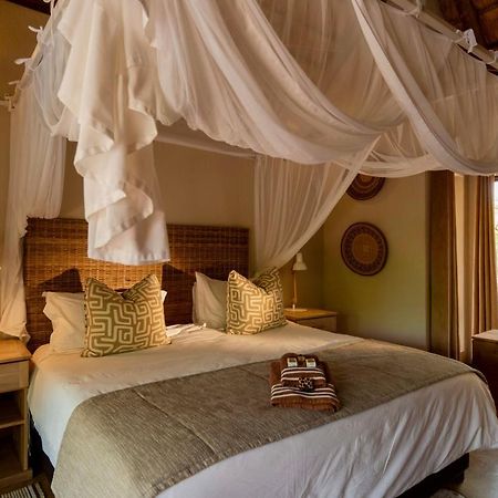 Giraffe Lodge Hoedspruit Exterior photo