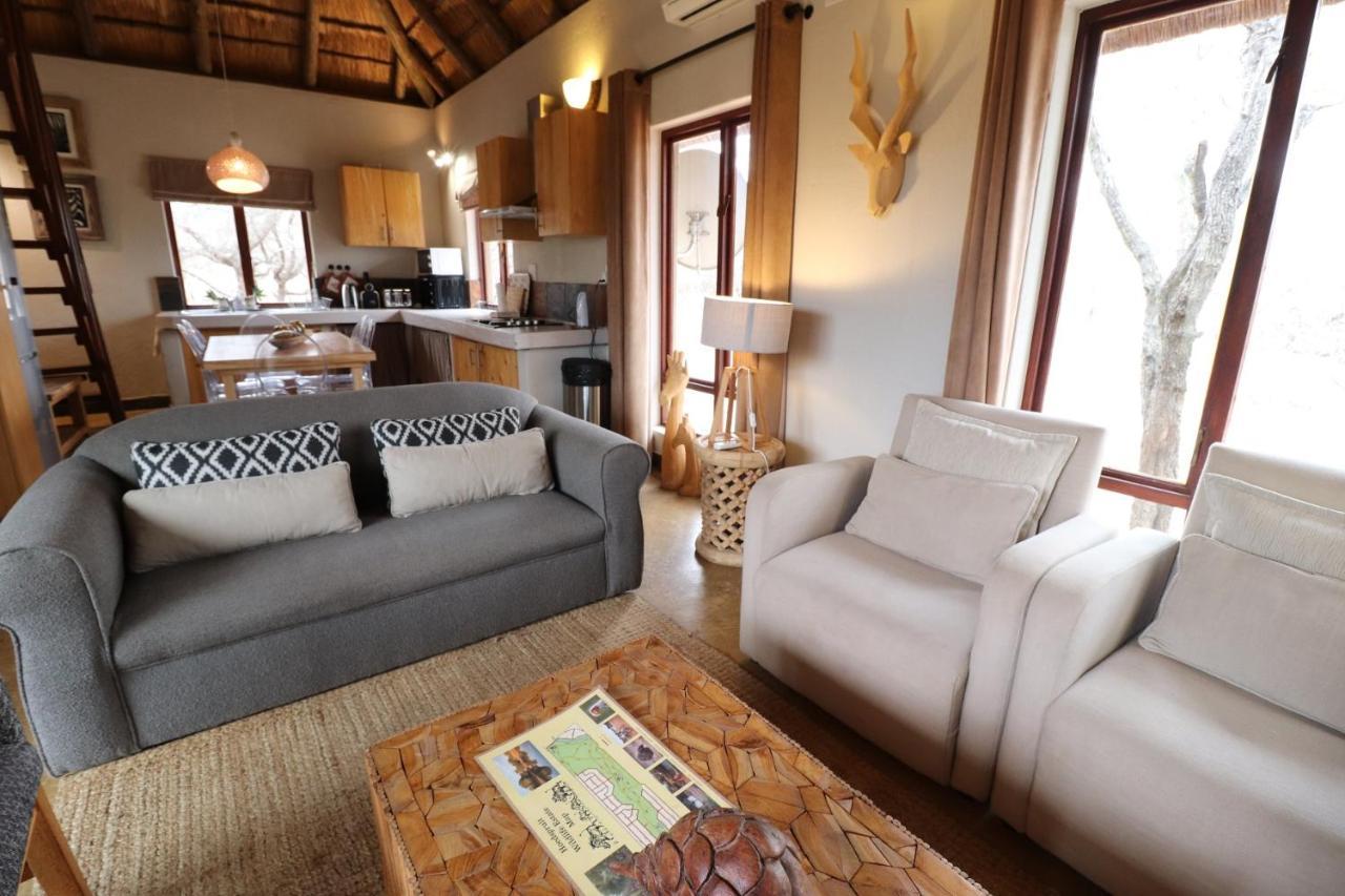 Giraffe Lodge Hoedspruit Exterior photo