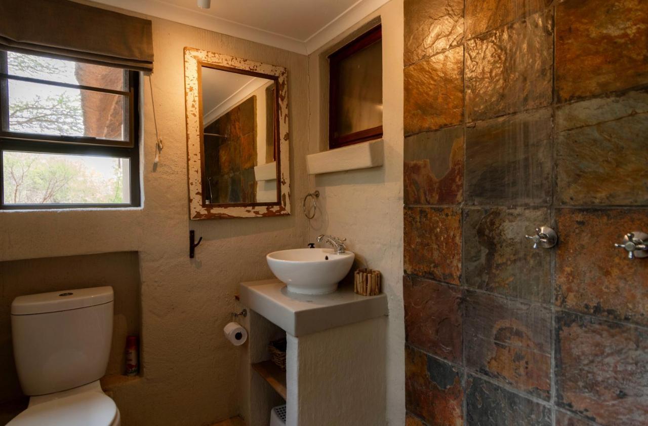Giraffe Lodge Hoedspruit Exterior photo